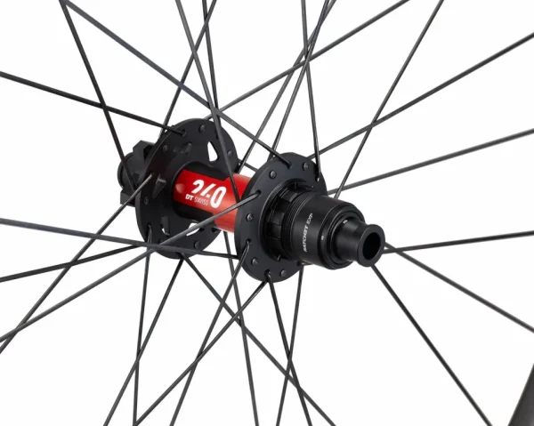 Roval Traverse SL II 240 6B